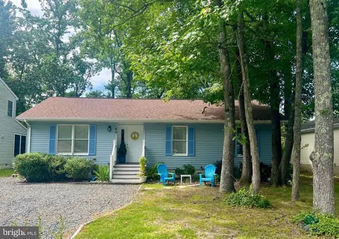 60 Nottingham Ln, Berlin, MD 21811