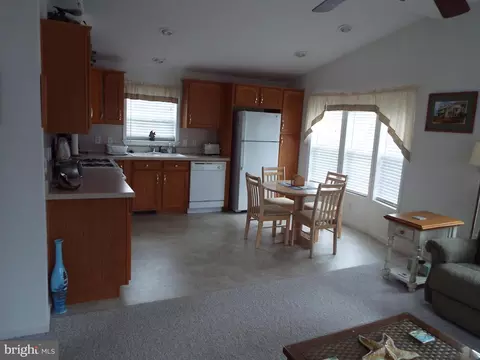 341 Timberline Cir, Berlin, MD 21811 photo 10
