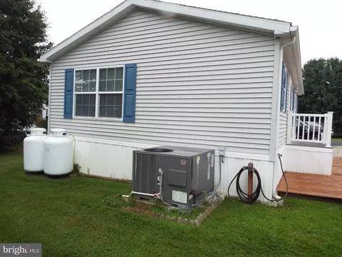 341 Timberline Cir, Berlin, MD 21811 photo 3
