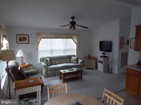 341 Timberline Cir, Berlin, MD 21811 photo 6