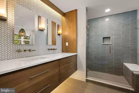 Bath - 9605 Indian Trail Dr, Berlin, MD 21811 photo 1 of 7