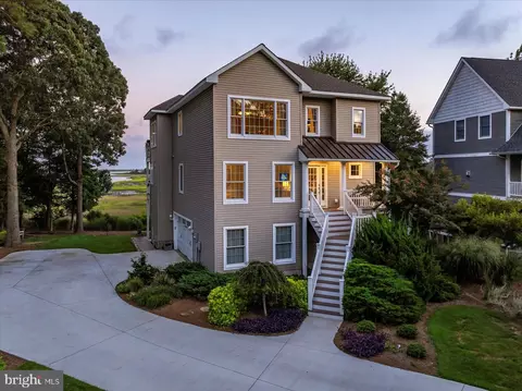 Exterior - 9605 Indian Trail Dr, Berlin, MD 21811 photo 4 of 46