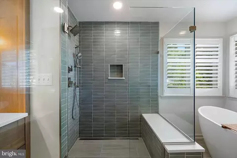 Bath - 9605 Indian Trail Dr, Berlin, MD 21811 photo 3 of 7