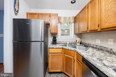 Kitchen - 6 Brandywine Dr, Ocean Pines, MD 21811 photo 2 of 2