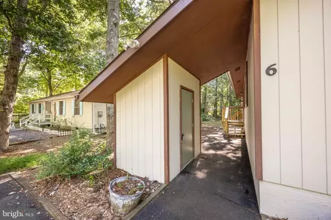 Exterior - 6 Brandywine Dr, Ocean Pines, MD 21811 photo 3 of 14