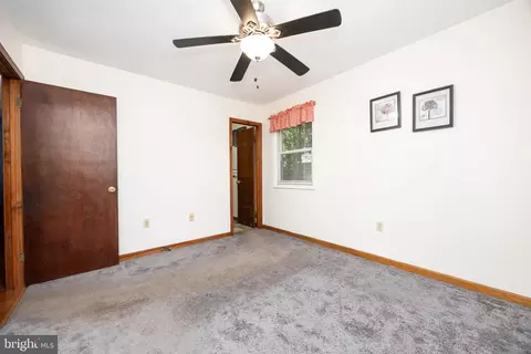 Bedroom - 6 Brandywine Dr, Ocean Pines, MD 21811 photo 2 of 10