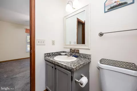 Bath - 6 Brandywine Dr, Ocean Pines, MD 21811 photo 2 of 4