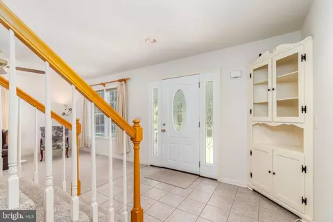 Entry Way - 140 Pinehurst Rd, Ocean Pines, MD 21811 photo 2 of 4