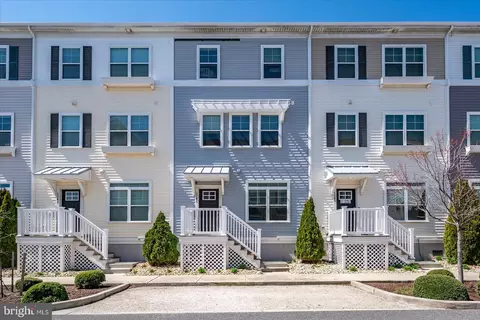 114 69th St #C, Ocean City, MD 21842