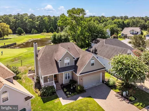 10909 Player Ln, Berlin, MD 21811