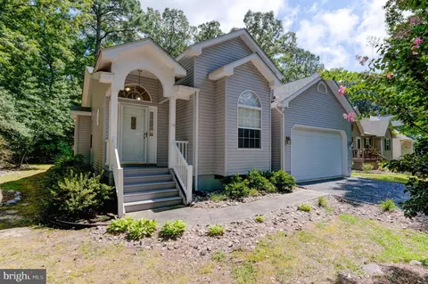 10 Cannon Dr, Ocean Pines, MD 21811