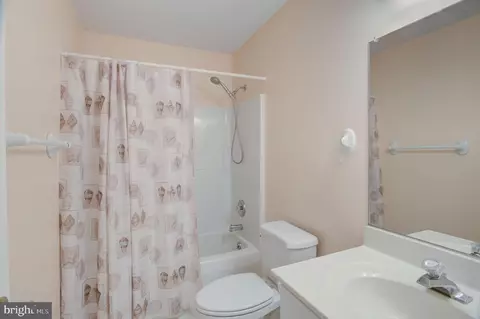 Bath - 10 Cannon Dr, Ocean Pines, MD 21811 photo 3 of 3
