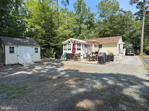Exterior - 85 Pinehurst Rd, Ocean Pines, MD 21811 photo 6 of 7