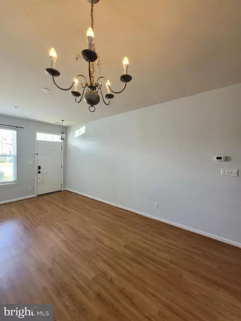 Living - 331 Schooner Ln #302, Berlin, MD 21811 photo 1 of 3