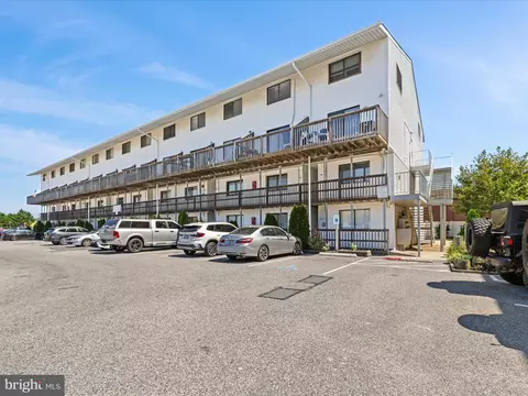 101 123rd St #383C, Ocean City, MD 21842