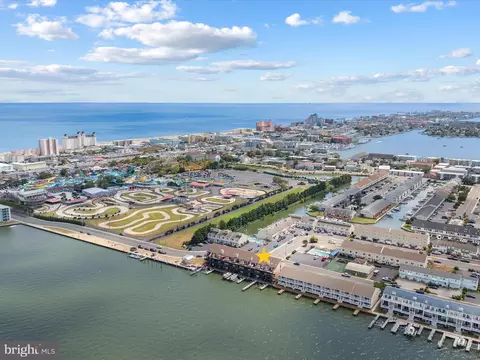 500 32nd St #A, Ocean City, MD 21842