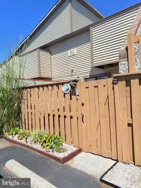 105 120th St #8A, Ocean City, MD 21842