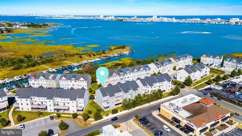 12906 Sand Bar Ln #4 & BOAT M20, Ocean City, MD 21842