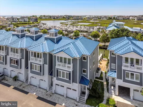 13000 Marina View Ln #20, Ocean City, MD 21842