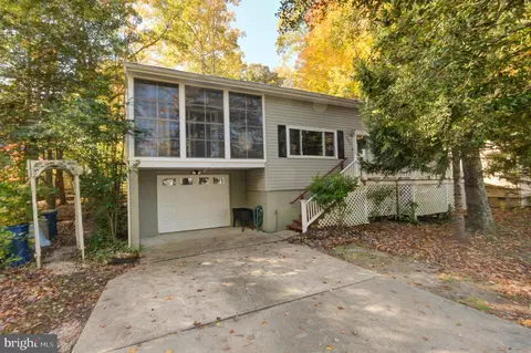 306 Ocean Pkwy, Ocean Pines, MD 21811