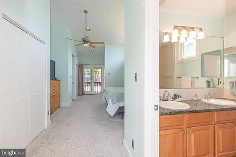 Entry Way - 5 Laport Ct, Ocean Pines, MD 21811 photo 3 of 5