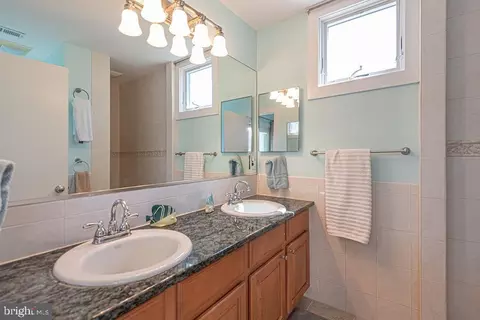 Bath - 5 Laport Ct, Ocean Pines, MD 21811 photo 4 of 11