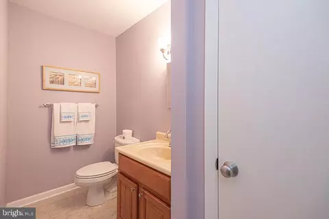 Bath - 5 Laport Ct, Ocean Pines, MD 21811 photo 10 of 11