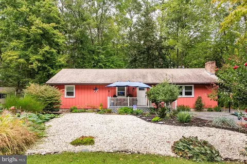 4 Surfers Way, Ocean Pines, MD 21811