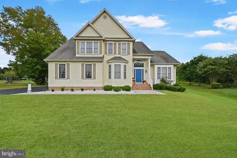 2305 Woodland Ct, Pocomoke City, MD 21851