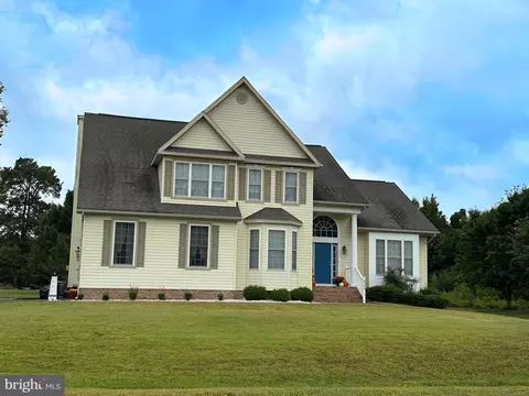 2305 Woodland Ct, Pocomoke City, MD 21851