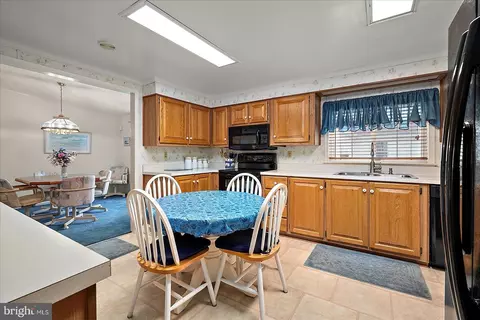 67 Anchor Way Dr, Berlin, MD 21811 photo 9