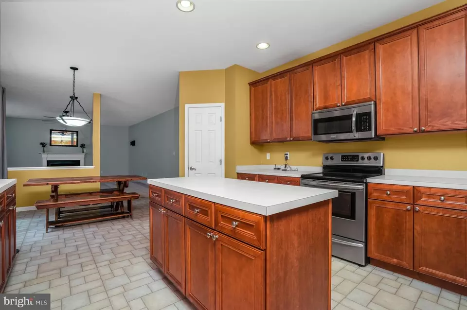 Kitchen - 2745 Stockton Rd, Pocomoke City, MD 21851 photo 3 of 4