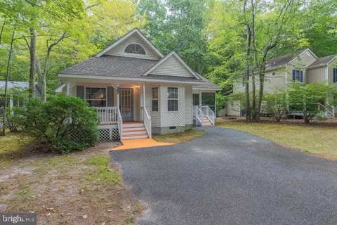124 Camelot Cir, Ocean Pines, MD 21811 photo 2