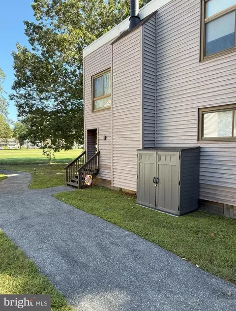 438 Ocean Pkwy #41, Ocean Pines, MD 21811
