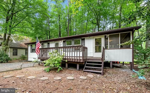 Exterior - 22 Cresthaven Dr, Ocean Pines, MD 21811 photo 2 of 11