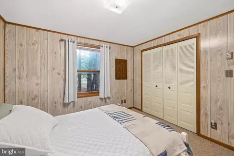 Bedroom - 22 Cresthaven Dr, Ocean Pines, MD 21811 photo 3 of 5