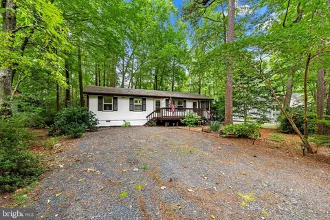 Exterior - 22 Cresthaven Dr, Ocean Pines, MD 21811 photo 3 of 11