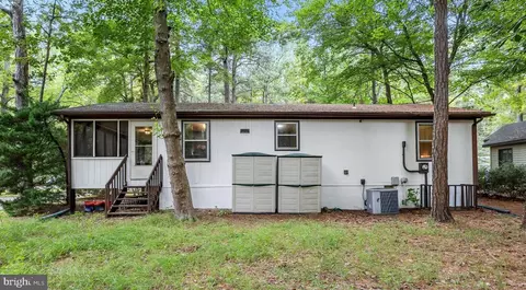Exterior - 22 Cresthaven Dr, Ocean Pines, MD 21811 photo 6 of 11