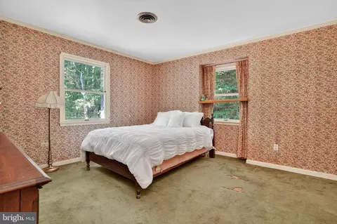 Bedroom - 11155 Assateague Rd, Berlin, MD 21811 photo 6 of 7