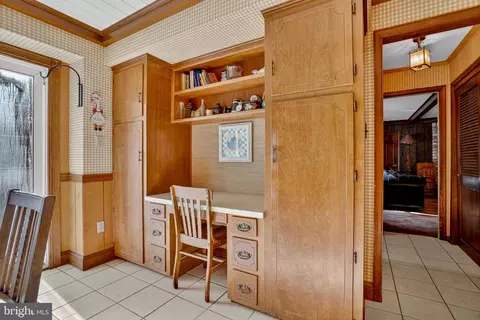 Entry Way - 11155 Assateague Rd, Berlin, MD 21811 photo 3 of 4