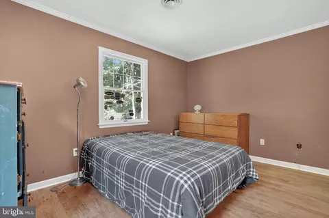 Bedroom - 11155 Assateague Rd, Berlin, MD 21811 photo 4 of 7