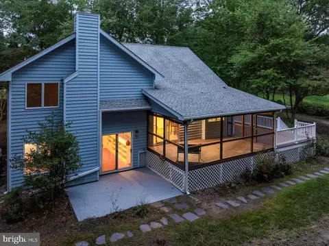 Exterior - 11410 Gaskin Dr, Berlin, MD 21811 photo 6 of 29