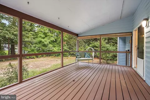 Exterior - 11410 Gaskin Dr, Berlin, MD 21811 photo 9 of 29