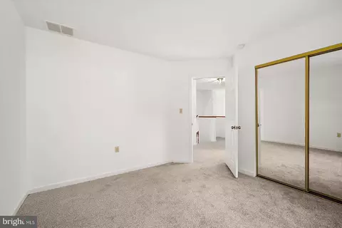 Bedroom - 11410 Gaskin Dr, Berlin, MD 21811 photo 5 of 8