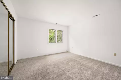 Bedroom - 11410 Gaskin Dr, Berlin, MD 21811 photo 6 of 8