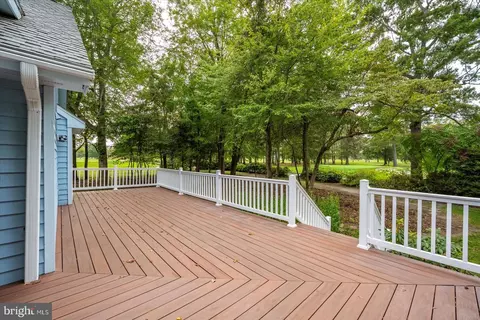 Exterior - 11410 Gaskin Dr, Berlin, MD 21811 photo 10 of 29