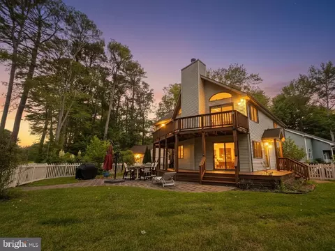 8 Chelsea Ct, Ocean Pines, MD 21811