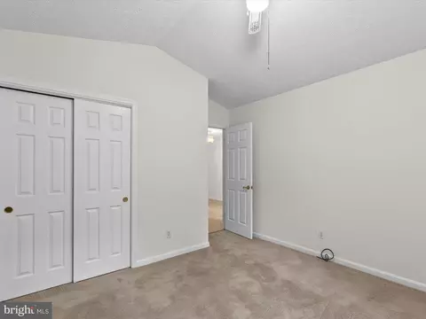 Bedroom - 33 Pinehurst Rd, Berlin, MD 21811 photo 3 of 6