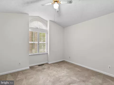 Bedroom - 33 Pinehurst Rd, Berlin, MD 21811 photo 1 of 6