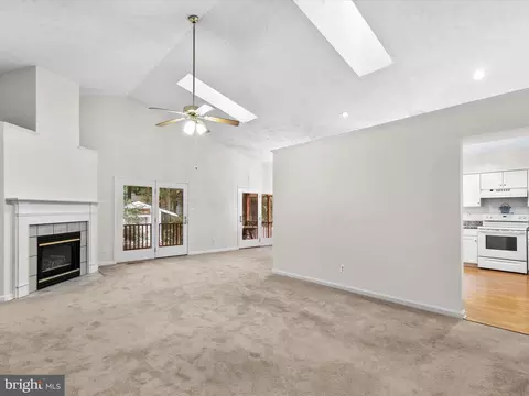 Living - 33 Pinehurst Rd, Berlin, MD 21811 photo 1 of 8
